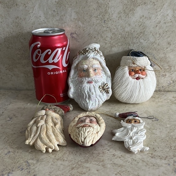 Lot of 5 Vintage Christmas Santa Ornaments Resin Ceramic - Picture 9 of 9